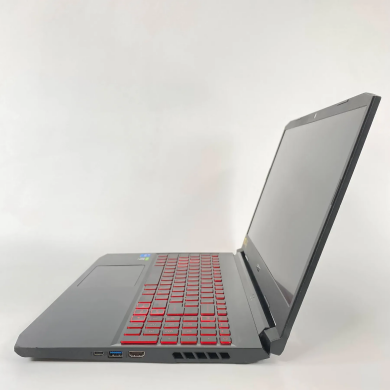 Игровой ноутбук Б-класс Acer Nitro 5 AN515-57 / 15.6" (1920x1080) IPS / Intel Core i5-11400H (6 (12) ядер по 2.7 - 4.5 GHz) / 16 GB DDR4 / 512 GB SSD / nVidia GeForce RTX 3050 Ti, 4 GB GDDR6, 128-bit / HDMI / WebCam