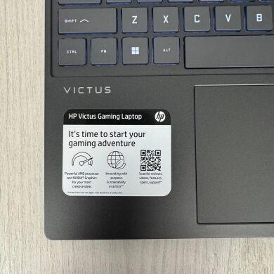 Игровой ноутбук HP Victus 15-fb001nr / 15.6" (1920x1080) IPS / AMD Ryzen AI 7 350 (8 (16) ядер по 2.0 - 5.0 GHz) / 16 GB DDR5 / 1000 GB SSD / nVidia GeForce RTX 5050, 8 GB GDDR7, 128-bit / WebCam
