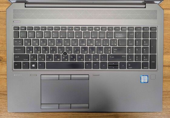 Мобильная рабочая станция Б-класс HP zBook 15 G5 / 15.6" (1920x1080) IPS / Intel Core i7-8850H (6 (12) ядра по 2.6 - 4.3 GHz) / 16 GB DDR4 / 512 GB SSD / nVidia Quadro P2000, 4 GB GDDR5, 128-bit / WebCam / TouchID / Windows 10 Мобильная рабочая станция Б-класс HP zBook 15 G5 / 15.6" (1920x1080) IPS / Intel Core i7-8850H (6 (12) ядра по 2.6 - 4.3 GHz) / 16 GB DDR4 / 512 GB SSD / nVidia Quadro P2000, 4 GB GDDR5, 128-bit / WebCam / TouchID / Windows 10