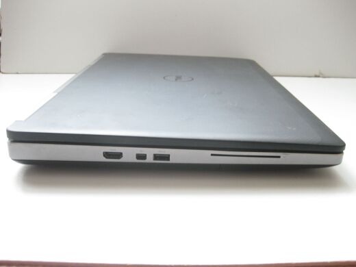 Мобильная рабочая станция Dell Precision 7710 / 17.3" (1920x1080) IPS / Intel Core i7-6820HQ (4 (8) ядра по 2.7 - 3.6 GHz) / 32 GB DDR4 / 512 GB SSD M.2 + 1000 GB HDD / nVidia Quadro M3000M, 4 GB GDDR5, 256-bit / WebCam / АКБ не держит