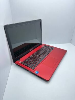 Ноутбук Asus X550LC / 15.6" (1366х768) TN / Intel Core i3-4010U (2 (4) ядра по 1.7 GHz) / 4 GB DDR3 / 320 GB HDD / nVidia GeForce GT 720M, 2 GB DDR3, 64-bit / WebCam / АКБ не тримає