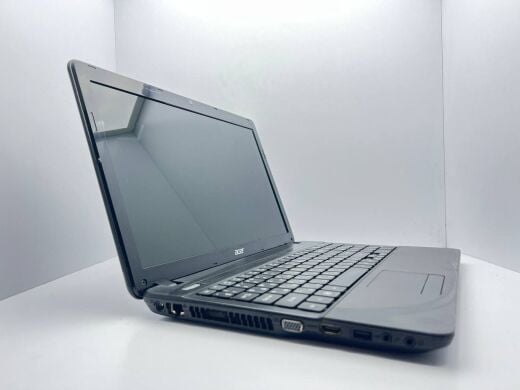 Ноутбук Б класс Acer Aspire E1-531G / 15.6" (1366x768) TN / Intel Core i3-3110M (2 (4) ядра по 2.4 GHz) / 8 GB DDR3 / 1000 GB HDD / nVidia GeForce GT 710M, 1 GB DDR3, 64-bit / WebCam Ноутбук Б класс Acer Aspire E1-531G / 15.6" (1366x768) TN / Intel Core i3-3110M (2 (4) ядра по 2.4 GHz) / 8 GB DDR3 / 1000 GB HDD / nVidia GeForce GT 710M, 1 GB DDR3, 64-bit / WebCam