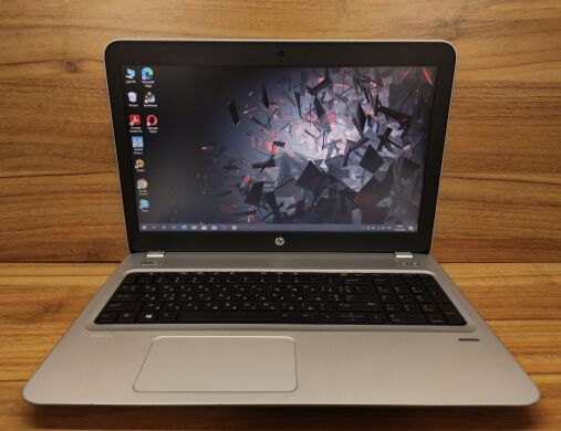 Ноутбук Б клас HP ProBook 455 G4 / 15.6" (1366x768) TN / AMD A10-9600P (4 ядра по 2.3 - 3.2 GHz) / 8 GB DDR4 / 240 GB SSD / AMD Radeon R5 Graphics / WebCam