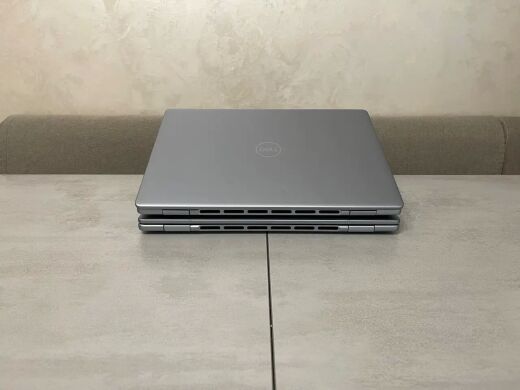 Ноутбук Dell Inspiron 16 Plus 7640 / 16" (1920x1200) IPS Touch / Intel Core Ultra 7 155H (16 (22) ядер по 1.4 - 4.8 GHz) / 32 GB DDR5 / 512 GB SSD M.2 / Intel Arc graphics / WebCam / Fingerprint / HDMI