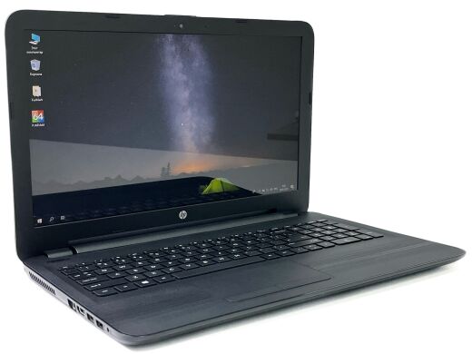 Ноутбук HP 15-ba061dx / 15.6" (1366x768) TN / AMD A12-9700P (4 ядра по 2.5 - 3.4 GHz) / 4 GB DDR4 / 320 GB HDD / AMD Radeon R7 Graphics / WebCam 