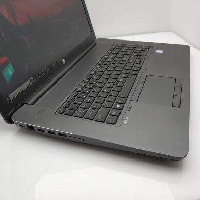 Рабочая станция HP ZBook 17 G3 / 17.3" (1920х1080) IPS / Intel Core i5-6440HQ (4 ядра по 2.6 - 3.5 GHz) / 16 GB DDR4 / 240 GB SSD+1 TB HDD / nVidia Quadro M1000M, 2 GB GDDR5, 128-bit / WebCam / NO ODD