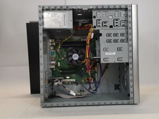 Системный блок Wortmann AG Terra PC System 1008029 Tower / Intel Core i3-2120 (2 (4) ядра по 3.3 GHz) / 4 GB DDR3 / 250 GB HDD / DVD-RW / 350W