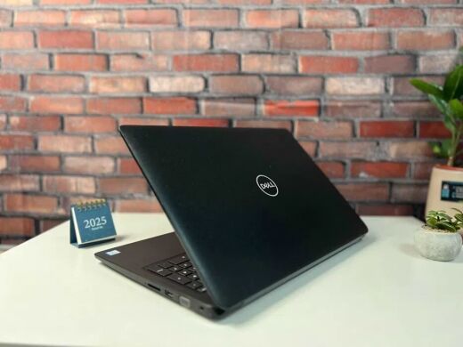 Ультрабук Dell Latitude 3500 / 15.6" (1920x1080) IPS / Intel Core i3-8145U (2 (4) ядра по 2.1 - 3.3 GHz) / 8 GB DDR4 / 256 GB SSD / Intel UHD Graphics / WebCam