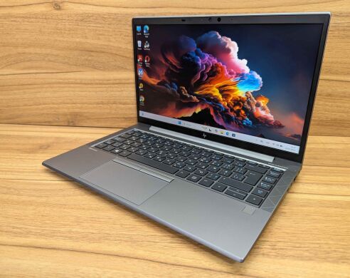 Мобільна робоча станція HP zBook Firefly 14 G8 / 14" (1920x1080) IPS / Intel Core i7-1165G7 (4 (8) ядра по 2.8 - 4.7 GHz) / 16 GB DDR4 / 512 GB SSD / nVidia T500, 4 GB GDDR6, 64-bit / WebCam / Fingerprint / Windows 11