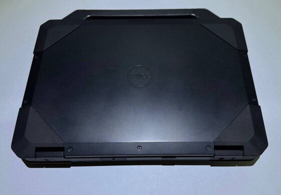 Защищенный ноутбук Dell Latitude 5414 Rugged / 14" (1920x1080) IPS Touch / Intel Core i5-6300U (2 (4) ядра по 2.4 - 3.0 GHz) / 8 GB DDR4 / 256 GB SSD / Intel HD Graphics 520 / WebCam