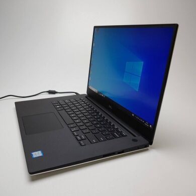 Игровой ультрабук Dell XPS 15 9570 / 15.6" (1920x1080) IPS / Intel Core i7-8750H (6 (12) ядра по 2.2 - 4.1 GHz) / 16 GB DDR4 / 500 GB SSD / nVidia GeForce GTX 1050 Ti Max-Q, 4 GB GDDR5, 128-bit / WebCam / Win 10 Pro