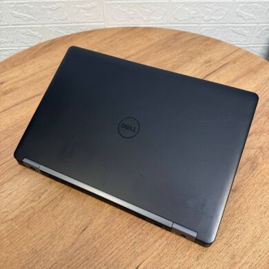 Мобільна робоча станція Б-клас Dell Precision 3510 / 15.6" (1920x1080) IPS / Intel Core i7-6820HQ (4 (8) ядра по 2.7 - 3.6 GHz) / 8 GB DDR4 / 256 GB SSD / AMD FirePro W5130M, 2 GB GDDR5, 128-bit / WebCam