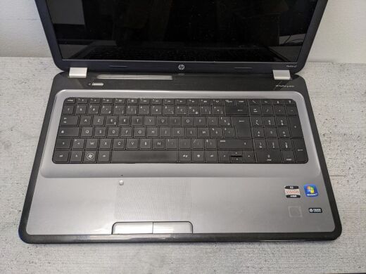Ноутбук Б-клас HP Pavilion g7-1348sf / 17.3" (1600x900) TN / AMD E2-3000 (2 ядра по 1.8 GHz) / 4 GB DDR3 / 500 GB HDD / AMD Radeon HD 7450M, 1 GB DDR3, 64-bit / WebCam / DVD-ROM / NEW АКБ