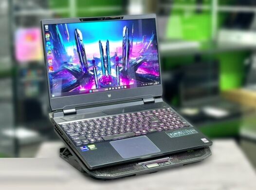 Ігровий ноутбук Acer Predator Helios 300 PH315-55 / 15.6" (3840x2160) OLED / Intel Core i9-12900H (14 (20) ядер по 2.5 - 5.0 GHz) / 16 GB DDR5 / 1000 GB SSD M.2 / nVidia GeForce RTX 3080, 8 GB GDDR6, 256-bit / WebCam / Win 11 Home