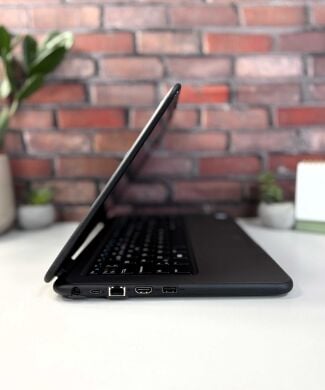 Ноутбук Dell Latitude 3310 / 13.3" (1920x1080) IPS Touch / Intel Core i3-8145U (2 (4) ядра по 2.1 - 3.9 GHz) / 8 GB DDR4 / 128 GB SSD / Intel UHD Graphics / WebCam Ноутбук Dell Latitude 3310 / 13.3" (1920x1080) IPS Touch / Intel Core i3-8145U (2 (4) ядра по 2.1 - 3.9 GHz) / 8 GB DDR4 / 128 GB SSD / Intel UHD Graphics / WebCam
