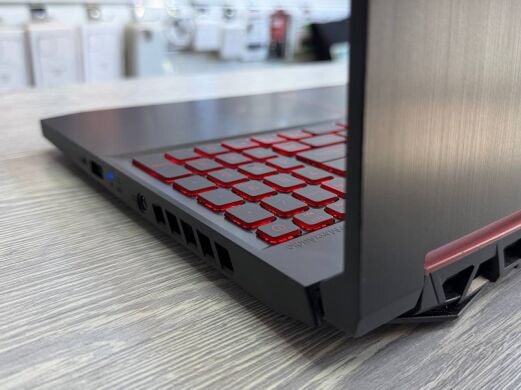 Ігровий ноутбук Acer Nitro 5 AN515-54 / 15.6" (1920x1080) IPS / Intel Core i5-9300H (4 (8) ядра по 2.4 - 4.1 GHz) / 16 GB DDR4 / 256 GB SSD / nVidia GeForce GTX 1650, 4 GB GDDR5, 128-bit / WebCam Ігровий ноутбук Acer Nitro 5 AN515-54 / 15.6" (1920x1080) IPS / Intel Core i5-9300H (4 (8) ядра по 2.4 - 4.1 GHz) / 16 GB DDR4 / 256 GB SSD / nVidia GeForce GTX 1650, 4 GB GDDR5, 128-bit / WebCam