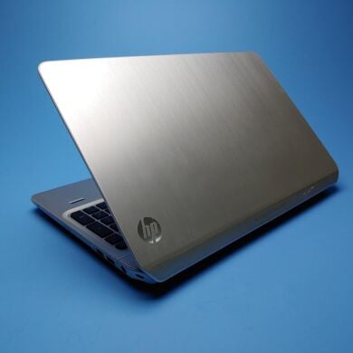 Ноутбук HP Envy m6-1205dx / 15.6" (1366x768) TN / AMD A10-4600M (4 ядра по 2.3 - 3.2 GHz) / 8 GB DDR3 / 240 GB SSD / AMD Radeon HD 7660G / WebCam / DVD-ROM / Win 10 Home