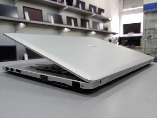 HP EliteBook Folio 9480m / 14" / 1600x900 / Intel Core i7-4600U (2(4) ядра по 2.1-3.3 GHz) / 8 GB DDR3 / 240 GB SSD / USB 3.0, Wi-Fi, Bluetooth HP EliteBook Folio 9480m / 14" / 1600x900 / Intel Core i7-4600U (2(4) ядра по 2.1-3.3 GHz) / 8 GB DDR3 / 240 GB SSD / USB 3.0, Wi-Fi, Bluetooth