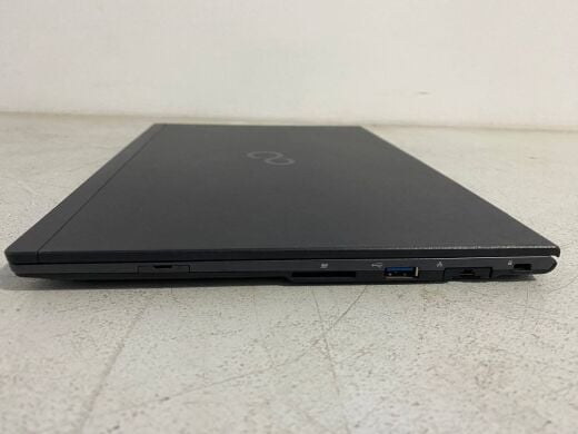 Ноутбук Fujitsu LifeBook U937 / 13.3" (1920x1080) IPS / Intel Core i5-7300U (2 (4) ядра по 2.6 - 3.5 GHz) / 8 GB DDR4 / 128 GB SSD / Intel HD Graphics 620 / WebCam Ноутбук Fujitsu LifeBook U937 / 13.3" (1920x1080) IPS / Intel Core i5-7300U (2 (4) ядра по 2.6 - 3.5 GHz) / 8 GB DDR4 / 128 GB SSD / Intel HD Graphics 620 / WebCam