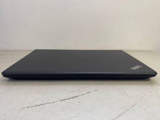 Ноутбук Lenovo ThinkPad E570 / 15.6" (1920x1080) IPS / Intel Core i3-7100U (2 (4) ядра по 2.4 GHz) / 8 GB DDR4 / 128 GB SSD / Intel HD Graphics 620 / WebCam / DVD-ROM Ноутбук Lenovo ThinkPad E570 / 15.6" (1920x1080) IPS / Intel Core i3-7100U (2 (4) ядра по 2.4 GHz) / 8 GB DDR4 / 128 GB SSD / Intel HD Graphics 620 / WebCam / DVD-ROM