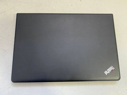Ноутбук Lenovo ThinkPad E570 / 15.6" (1920x1080) IPS / Intel Core i3-7100U (2 (4) ядра по 2.4 GHz) / 8 GB DDR4 / 128 GB SSD / Intel HD Graphics 620 / WebCam / DVD-ROM Ноутбук Lenovo ThinkPad E570 / 15.6" (1920x1080) IPS / Intel Core i3-7100U (2 (4) ядра по 2.4 GHz) / 8 GB DDR4 / 128 GB SSD / Intel HD Graphics 620 / WebCam / DVD-ROM