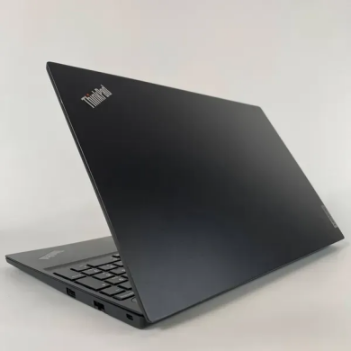 Ноутбук Б-клас Lenovo ThinkPad E15 Gen 3 / 15.6" (1920x1080) IPS / AMD Ryzen 5 5500U (6 (12) ядер по 2.1 - 4.0 GHz) / 16 GB DDR4 / 256 GB SSD / AMD Radeon Graphics 448SP / WebCam / HDMI