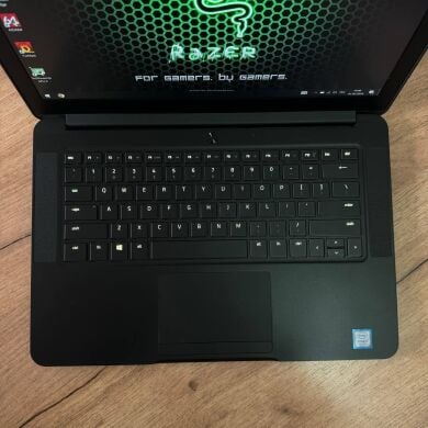 Ігровий ноутбук Razer Blade 14 RZ09-0195 / 14" (1920x1080) IPS / Intel Core i7-7700HQ (4 (8) ядра по 2.8 - 3.8 GHz) / 16 GB DDR4 / 512 GB SSD / nVidia GeForce GTX 1060, 6 GB GDDR5, 192-bit / WebCam