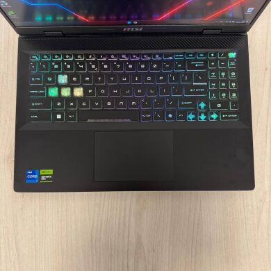 Ігровий ноутбук Б-клас MSI Sword 16 HX B13VGKG / 16" (2560x1600) IPS / Intel Core i7-13700HX (16 (24) ядер по 2.1 - 5.0 GHz) / 32 GB DDR5 / 1000 GB SSD NVMe / nVidia GeForce RTX 4070, 8 GB GDDR6, 128-bit