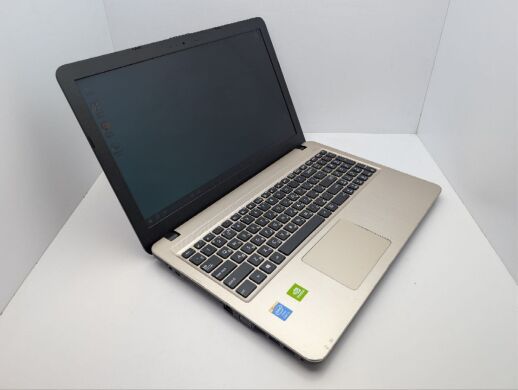 Ноутбук Asus F540L / 15.6" (1366x768) TN / Intel Core i3-4005U (2 (4) ядра по 1.7 GHz) / 8 GB DDR3 / 240 GB SSD / nVidia GeForce 920M, 2 GB GDDR3, 64-bit / WebCam