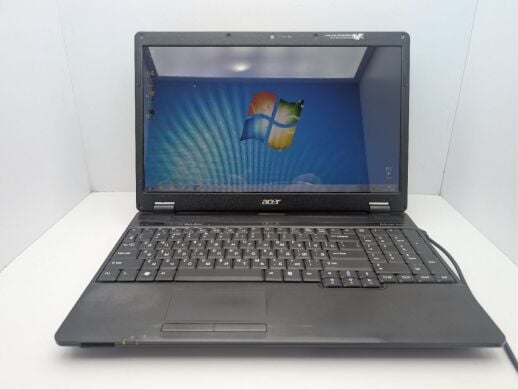 Ноутбук Acer Extensa 5635G / 15.6" (1366x768) TN / Intel Core 2 Duo T6600 (2 ядра по 2.2 GHz) / 6 GB DDR3 / 500 GB HDD / Intel Graphics / WebCam / DVD-ROM / Без АКБ Ноутбук Acer Extensa 5635G / 15.6" (1366x768) TN / Intel Core 2 Duo T6600 (2 ядра по 2.2 GHz) / 6 GB DDR3 / 500 GB HDD / Intel Graphics / WebCam / DVD-ROM / Без АКБ