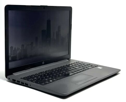Ноутбук Б-класс HP 250 G7 / 15.6" (1366x768) TN / Intel Core i5-8265U (4 (8) ядра по 1.6 - 3.9 GHz) / 8 GB DDR4 / 256 GB SSD / Intel UHD Graphics 620 / WebCam / Win 10 Home