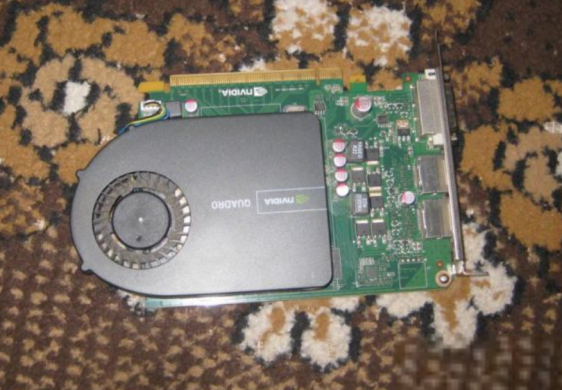 Дискретна відеокарта nVidia Quadro 2000, 1 GB GDDR5, 128-bit / 2x DP, 1x DVI