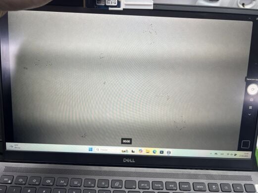 Ігровий ноутбук Б-клас Dell Vostro 7500 / 15.6" (1920x1080) IPS / Intel Core i5-10300H (4 (8) ядра по 2.5 - 4.5 GHz) / 16 GB DDR4 / 480 GB SSD / nVidia GeForce GTX 1650, 4 GB GDDR6, 128-bit / WebCam