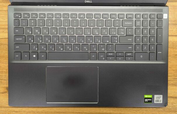 Ігровий ноутбук Б-клас Dell Vostro 7500 / 15.6" (1920x1080) IPS / Intel Core i7-10750H (6 (12) ядер по 2.6 - 5.0 GHz) / 16 GB DDR4 / 512 GB SSD / nVidia GeForce GTX 1650 Ti, 4 GB GDDR6, 128-bit / WebCam / Fingerprint / Windows 10