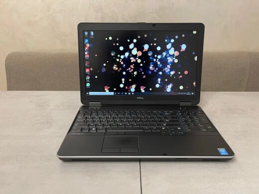 Ігровий ноутбук Dell Latitude E6540 / 15.6" (1920x1080) IPS / Intel Core i7-4810MQ (4 (8) ядра по 2.8 - 3.8 GHz) / 16 GB DDR3 / 256 GB SSD NEW / AMD Radeon HD 8790M, 2 GB GDDR5, 128-bit / DVD-RW / HDMI Ігровий ноутбук Dell Latitude E6540 / 15.6" (1920x1080) IPS / Intel Core i7-4810MQ (4 (8) ядра по 2.8 - 3.8 GHz) / 16 GB DDR3 / 256 GB SSD NEW / AMD Radeon HD 8790M, 2 GB GDDR5, 128-bit / DVD-RW / HDMI