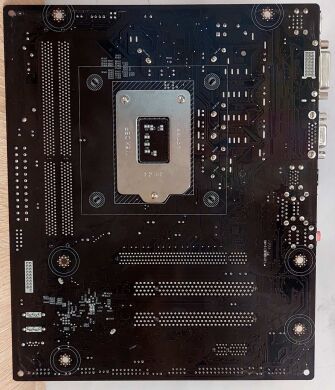 Комплект: материнская плата Elitegroup B75H2-M3 (rev 1.0) / LGA1155 / Intel Core i3-3240 (2 (4) ядра по 3.4 GHz) / 8 GB DDR3 / Intel HD Graphics 2500 + Кулер