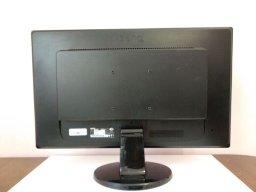 Монитор Б-класс BenQ G2450 / 24" (1920x1080) TN / DVI, VGA / VESA 100x100
