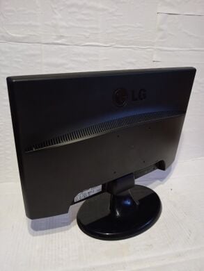 Монитор LG W2243S-PF / 22" (1920x1080) TN / VGA / VESA 100x100 Монитор LG W2243S-PF / 22" (1920x1080) TN / VGA / VESA 100x100