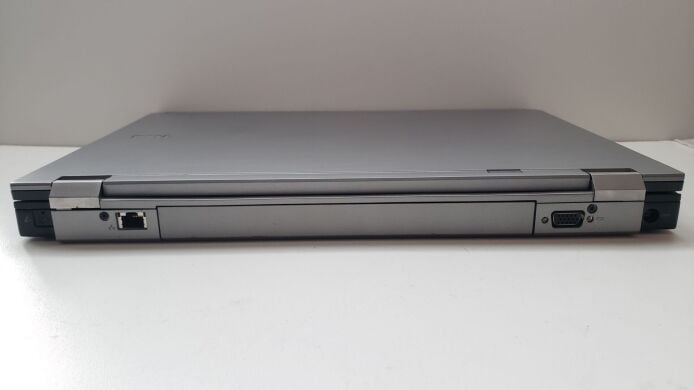 Ноутбук Dell Latitude E6510 / 15.6" (1366x768) TN / Intel Core i7-740QM (4 (8) ядра по 1.73 - 2.93 GHz) / 8 GB DDR3 / 180 GB SSD / nVidia NVS 3100M, 512 MB GDDR3, 64-bit / DVD-RW Ноутбук Dell Latitude E6510 / 15.6" (1366x768) TN / Intel Core i7-740QM (4 (8) ядра по 1.73 - 2.93 GHz) / 8 GB DDR3 / 180 GB SSD / nVidia NVS 3100M, 512 MB GDDR3, 64-bit / DVD-RW