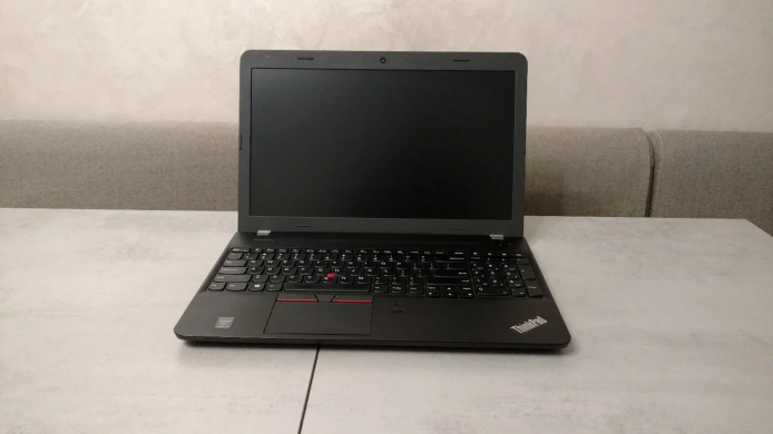Ноутбук Lenovo ThinkPad E550 / 15" (1366x768) TN LED / Intel Core i5-5200U (2 (4) ядра по 2.2 - 2.7 GHz) / 4 GB DDR3 / 128 GB SSD / WebCam / HDMI Ноутбук Lenovo ThinkPad E550 / 15" (1366x768) TN LED / Intel Core i5-5200U (2 (4) ядра по 2.2 - 2.7 GHz) / 4 GB DDR3 / 128 GB SSD / WebCam / HDMI
