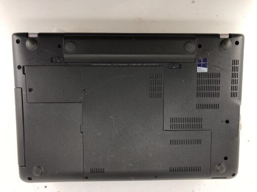 Ноутбук Lenovo ThinkPad E550 / 15" (1366x768) TN LED / Intel Core i5-5200U (2 (4) ядра по 2.2 - 2.7 GHz) / 4 GB DDR3 / 128 GB SSD / WebCam / HDMI Ноутбук Lenovo ThinkPad E550 / 15" (1366x768) TN LED / Intel Core i5-5200U (2 (4) ядра по 2.2 - 2.7 GHz) / 4 GB DDR3 / 128 GB SSD / WebCam / HDMI