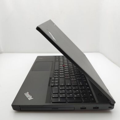 Ігровий ноутбук Б клас Lenovo ThinkPad W540 / 15.6" (1920x1080) TN / Intel Core i7-4800MQ (4 (8) ядра по 2.7 - 3.7 GHz) / 8 GB DDR3 / 240 GB SSD / nVidia Quadro K1100M, 2 GB GDDR5, 128-bit / WebCam / DVD-ROM