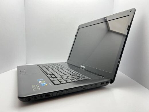 Ноутбук Medion Akoya P7618 / 17.3" (1600x900) TN / Intel Core i5-480M (2 (4) ядра по 2.66 - 2.93 GHz) / 4 GB DDR3 / 1000 GB HDD / nVidia GeForce GT 540M, 1 GB GDDR3, 128-bit / WebCam / АКБ отсутствует