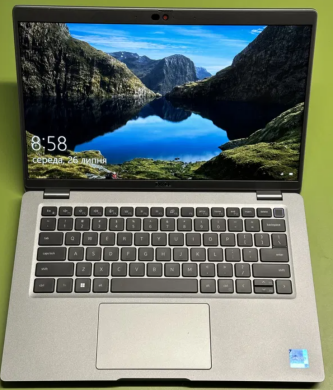 Ультрабук Dell Latitude 5430 / 14" (1920x1080) IPS / Intel Core i7-1255U (10 (12) ядер 1.7 - 4.7 GHz) / 16 GB DDR4 / 512 GB SSD / Intel Iris Xe Graphics / WebCam