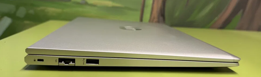 Ультрабук HP ProBook 450 G10 / 15.6" (1920x1080) IPS / Intel Core i7-1355U (10 (12) ядер по 3.7 - 5.0 GHz) / 16 GB DDR5 / 256 GB SSD / Intel Iris Xe Graphics eligible / WebCam / Windows 11 PRO Lic