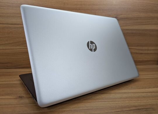 Ноутбук HP ENVY m7-n109dx / 17.3" (1920x1080) IPS / Intel Core i7-6500U (2 (4) ядра по 2.5 - 3.1 GHz) / 16 GB DDR4 / 480 GB SSD / nVidia GeForce 940M, 2 GB DDR3, 64-bit / WebCam / Windows 10 Ноутбук HP ENVY m7-n109dx / 17.3" (1920x1080) IPS / Intel Core i7-6500U (2 (4) ядра по 2.5 - 3.1 GHz) / 16 GB DDR4 / 480 GB SSD / nVidia GeForce 940M, 2 GB DDR3, 64-bit / WebCam / Windows 10