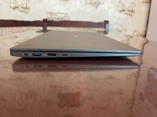 Ультрабук LG Gram 15Z90P-N / 15.6" (1920x1080) IPS / Intel Core i7-1165G7 (4 (8) ядра по 4.7 GHz) / 16 GB DDR4 / 512 GB SSD / Intel Iris Xe Graphics / WebCam Ультрабук LG Gram 15Z90P-N / 15.6" (1920x1080) IPS / Intel Core i7-1165G7 (4 (8) ядра по 4.7 GHz) / 16 GB DDR4 / 512 GB SSD / Intel Iris Xe Graphics / WebCam