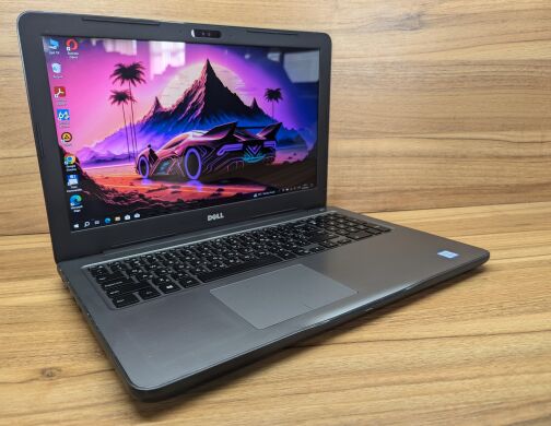 Ноутбук Dell Inspiron 5567 / 15.6" (1920x1080) IPS Touch / Intel Core i5-7200U (2 (4) ядра по 2.5 - 3.1 GHz) / 8 GB DDR4 / 240 GB SSD / Intel HD Graphics 620 / WebCam / Windows 10