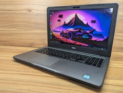 Ноутбук Dell Inspiron 5567 / 15.6" (1920x1080) IPS Touch / Intel Core i5-7200U (2 (4) ядра по 2.5 - 3.1 GHz) / 8 GB DDR4 / 240 GB SSD / Intel HD Graphics 620 / WebCam / Windows 10