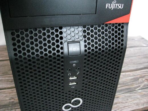 Игровой ПК Fujitsu Esprimo P420 E85+ Tower / Intel Core i5-4430 (4 ядра по 3.0 - 3.2 GHz) / 16 GB DDR3 / 128 GB SSD + 500 GB HDD / nVidia GeForce GTX 745, 2 GB GDDR3, 128-bit / DVD-RW / Win 10 Pro + Кабель питания